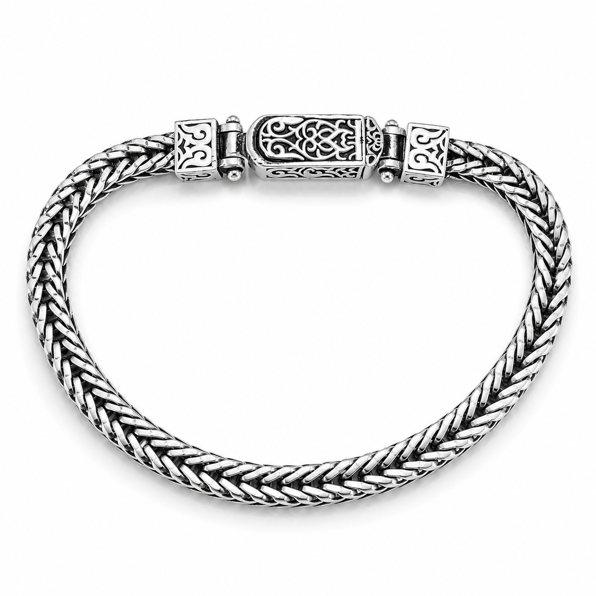 Brățară Bărbătească din Argint 925 „Dacian” – Model Împletit cu Închizătoare Ornamentată, 20 cm, 16,70 gr. BB59
