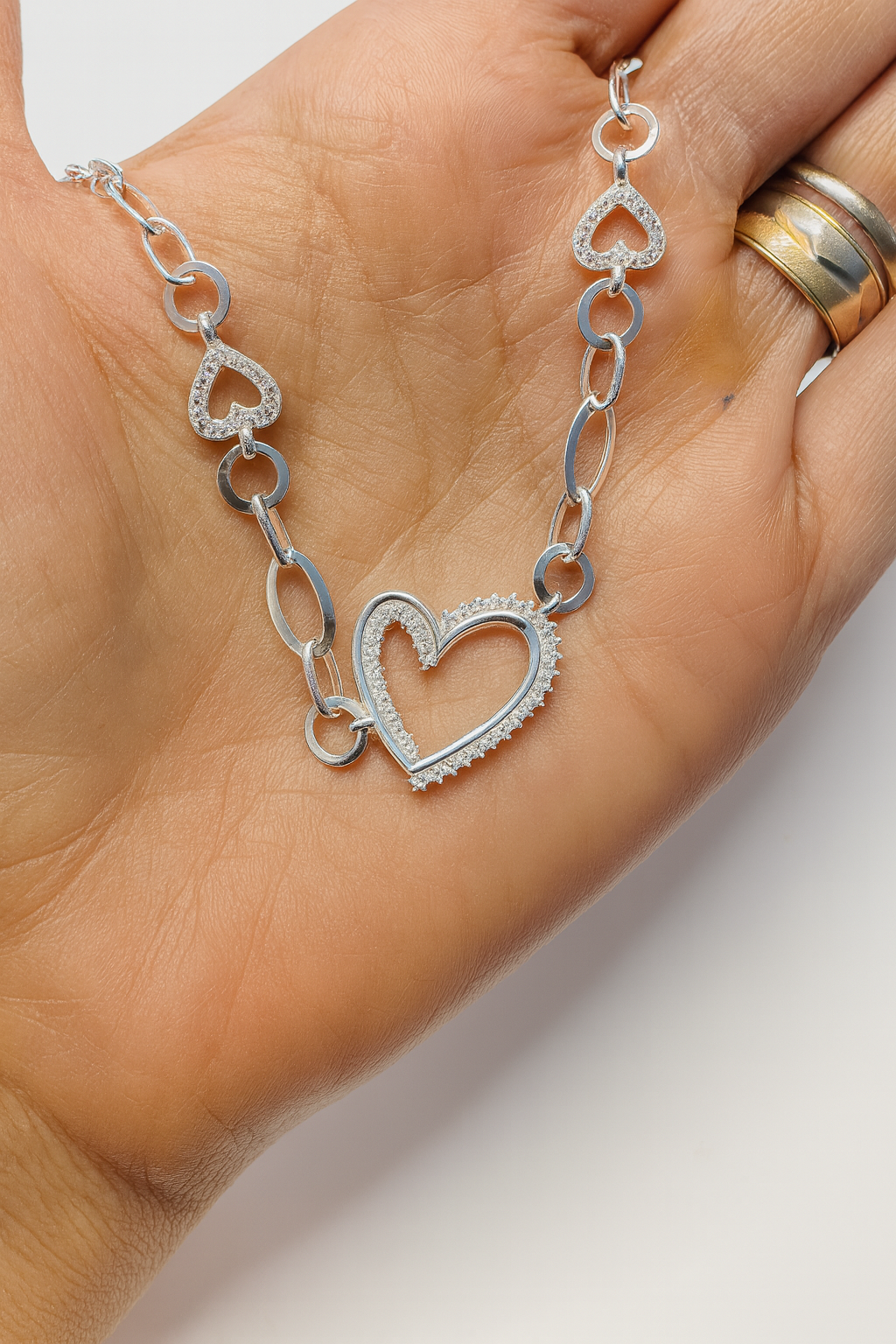 Brățară Argint 925 Eternal Hearts cu Inimi Strălucitoare
