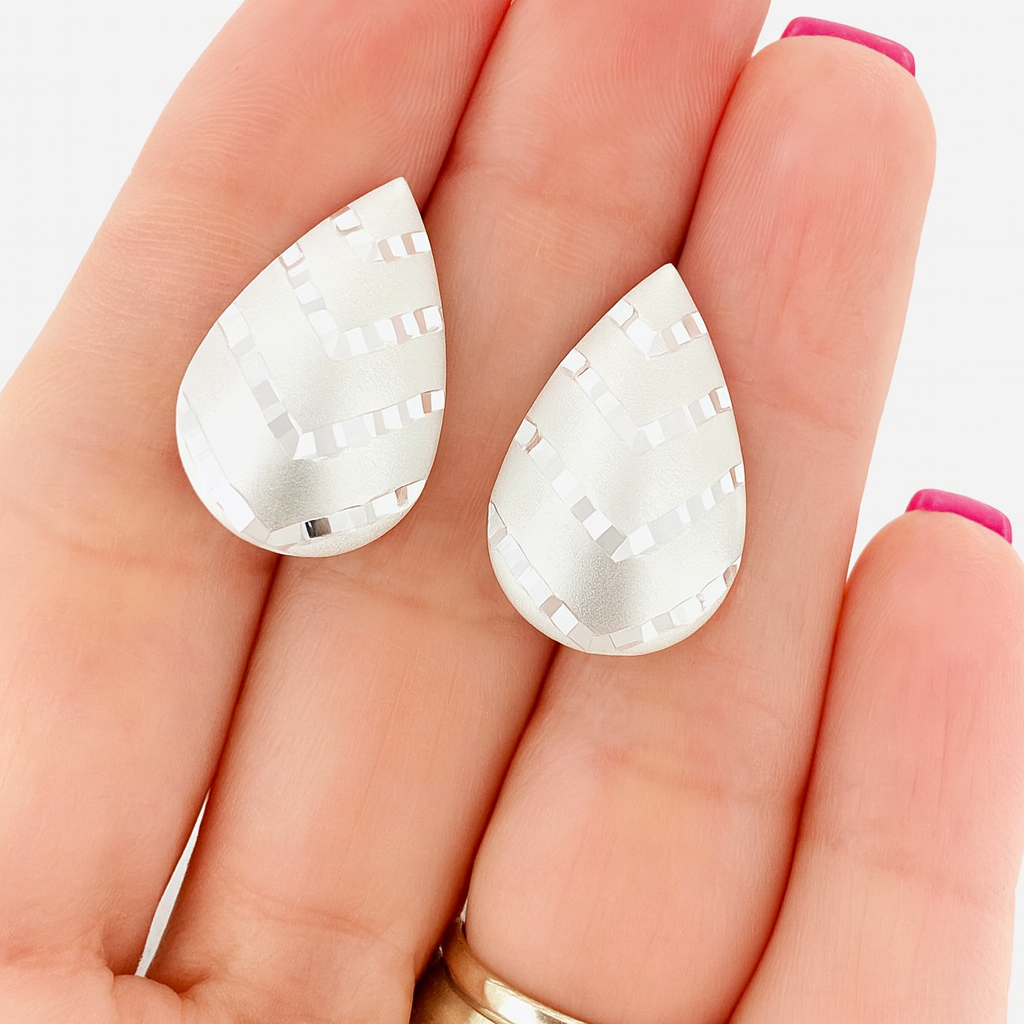 Cercei din Argint 925 Picătură Elegantă cu Model Geometric