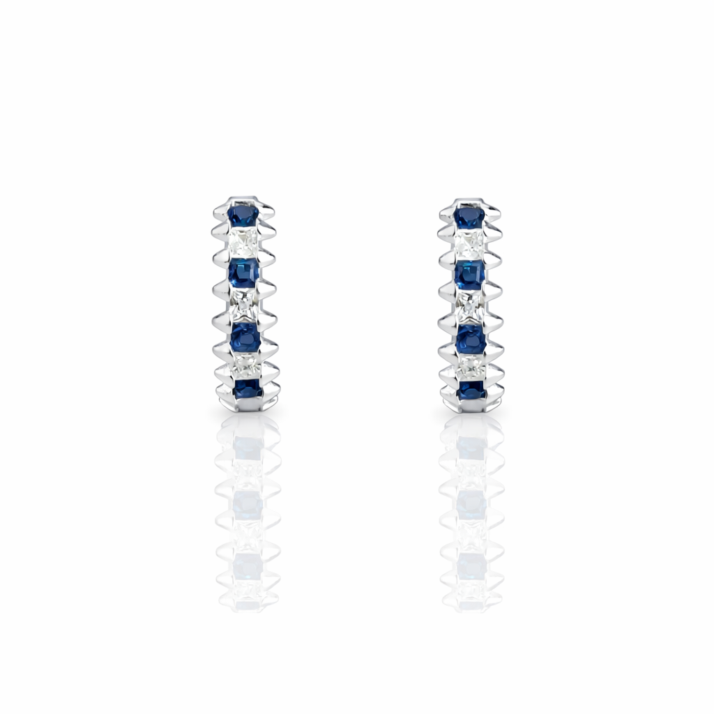Cercei Argint 925 cu Zirconii Albastre și Albe, 14 mm – Eleganță Modernă, Finisaj Premium. CD524