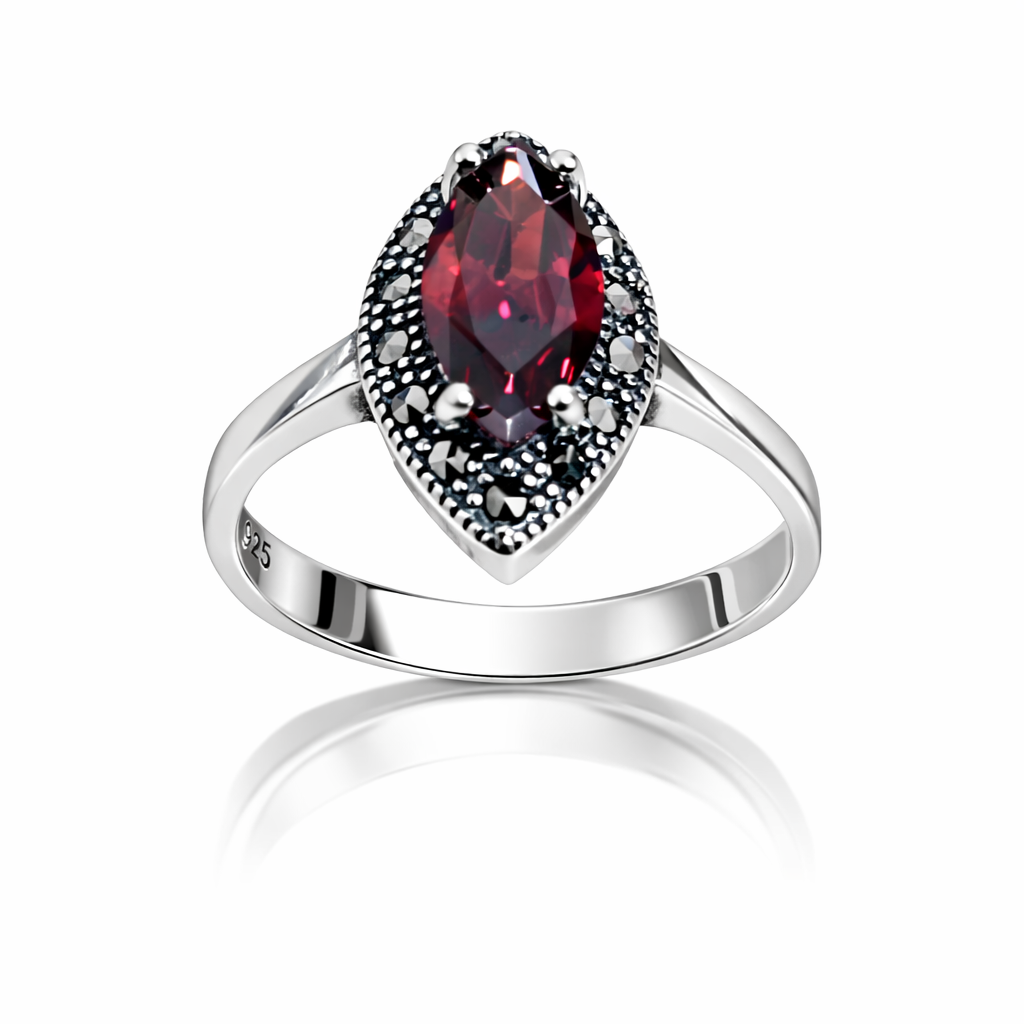 Inel Argint 925 „Imperial Garnet Noir” cu Marcazite – Design Elegant, Piatră Centrală 12x6 mm. ID504