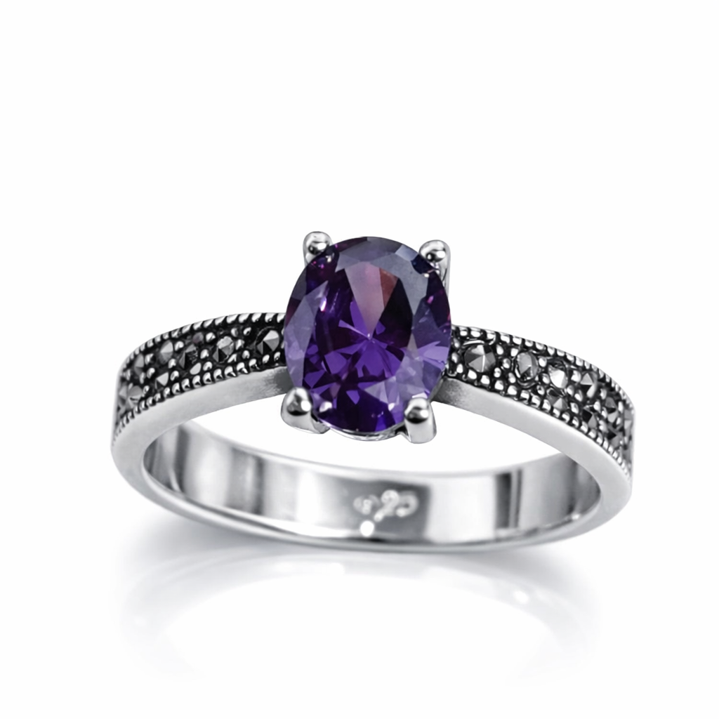 Inel din Argint 925 „Violet Majesty” – Ametist Natural Oval 8x6 mm & Marcasite. ID514