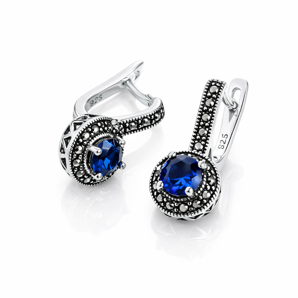 Cercei din Argint 925 cu Safir Albastru și Marcasite – Design Elegant Vintage, Tortiță Engleză. CD570