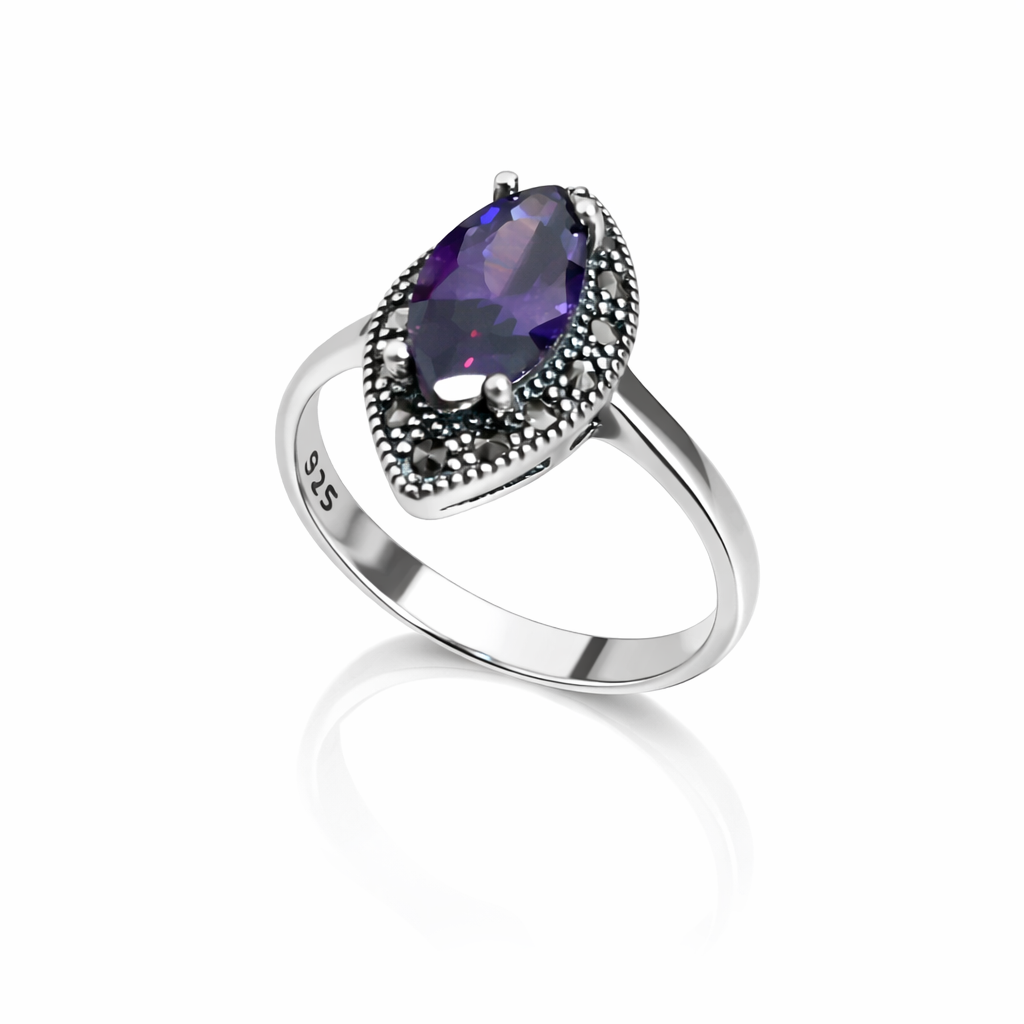 Inel Imperial Amethyst Noir din Argint 925 cu Marcazite – Design Vintage Elegant. ID504
