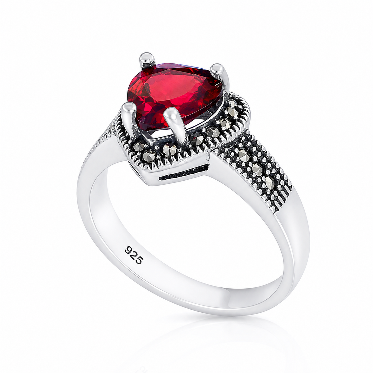Inel din Argint 925 „Inima de Rubin” cu Piatră Roșie și Marcasite – 4 g ID574