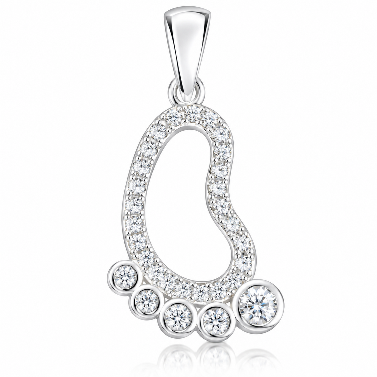Pandantiv „Pași de Lumină” din Argint 925 cu Zirconii – Tălpiță Strălucitoare 15 × 10 mm. P79