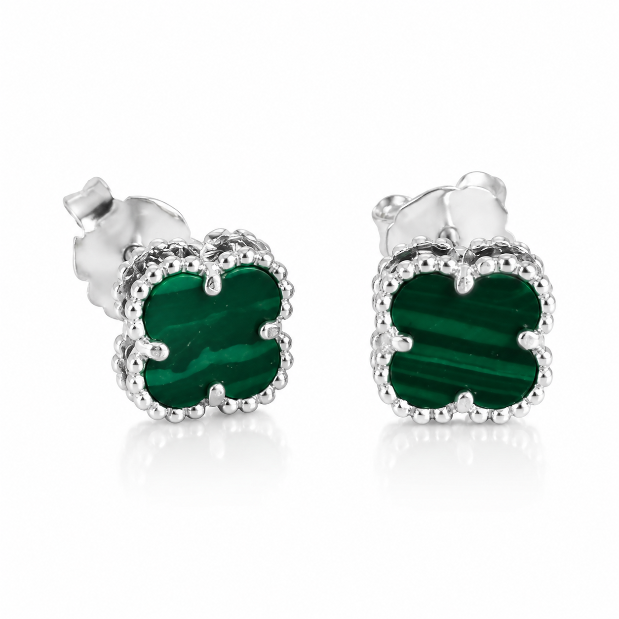 Cercei din Argint 925 cu Malachit Verde Tip Van Cleef 7x7 mm – Închidere cu Șurub. CD378