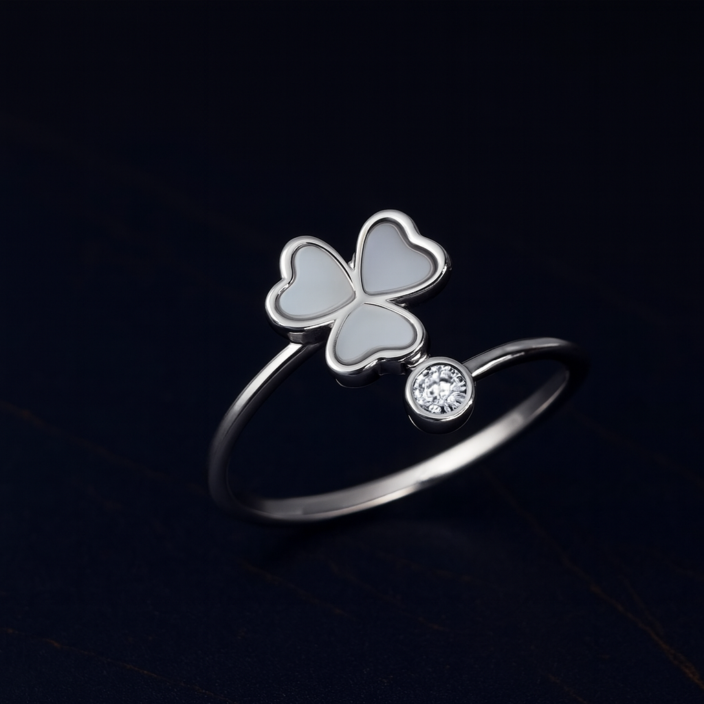 Inel Reglabil Trifoi cu Email Alb din Argint 925 Rodiat, Design Elegant