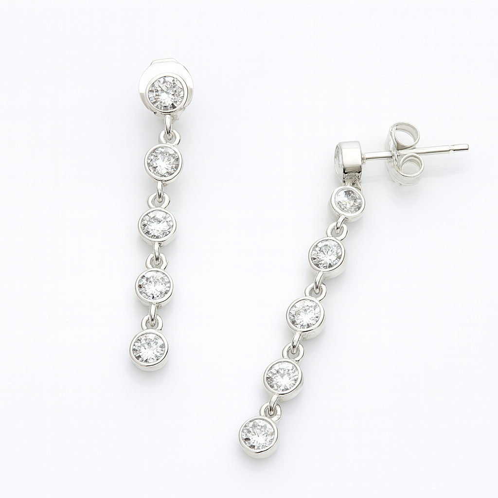 Cercei lungi din argint 925 cu pietre cubic zirconia, lungime 3 cm, pe fundal alb lucios – bijuterii elegante InfinityBijoux.