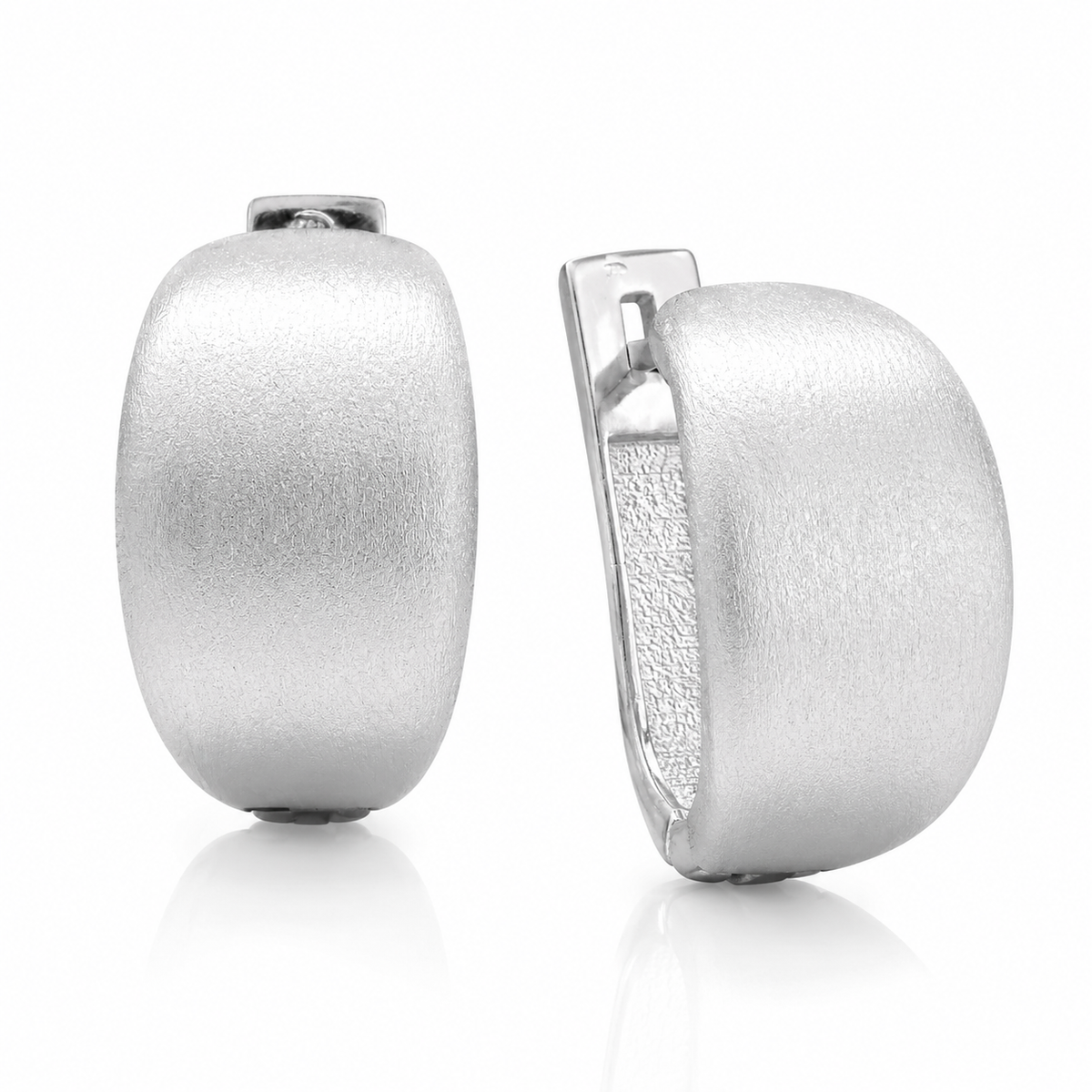 Cercei din Argint 925 „Luna Domnească” – Cercei Eleganți Satinati cu Închidere Englezească CD359