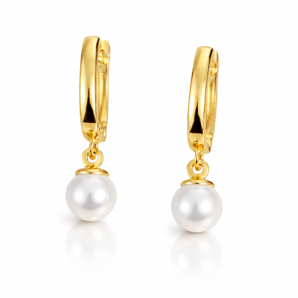 Cercei din Argint 925 Aurit cu Perlă Albă 6 mm – Cercei Eleganți Lungime 23 mm. CD546