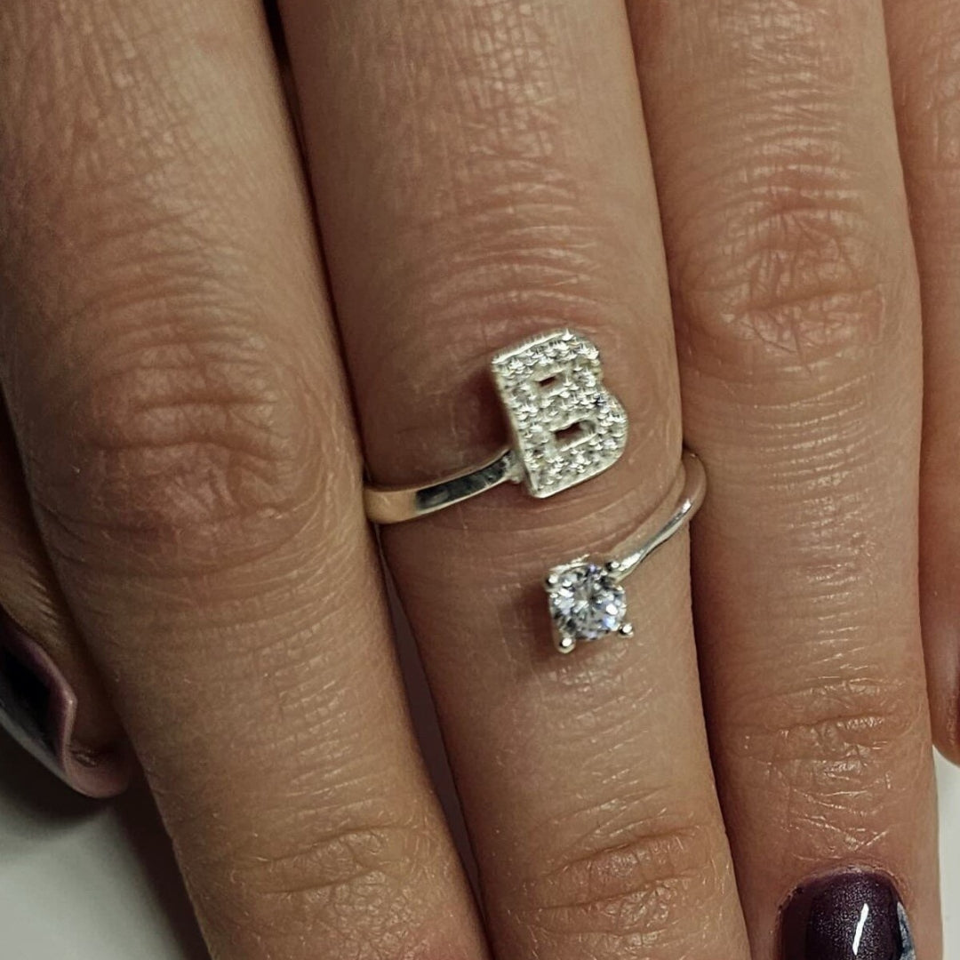 Inel reglabil cu initiala B din argint 925