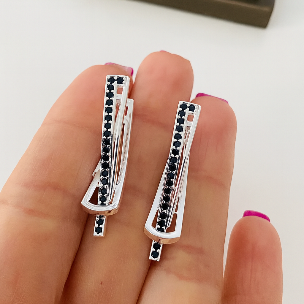 Cercei din argint 925 cu pietre negre, design modern geometric