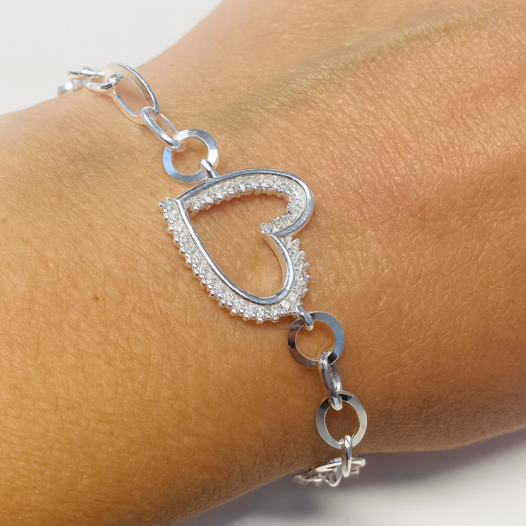 Brățară Argint 925 Eternal Hearts cu Inimi Strălucitoare