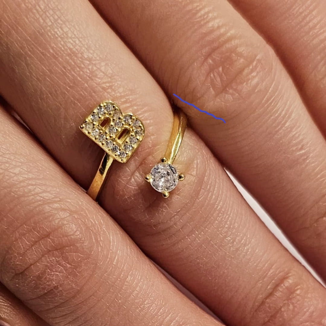 Inel reglabil cu initiala B din argint 925 suflat cu aur