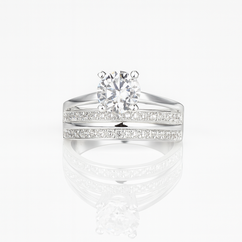 Inel „Eterna Promisiune” din argint 925 cu piatră strălucitoare, finisaj lucios, fundal alb, bijuterie elegantă verificată și marcată ANPC, cutie cadou inclusă, FUNDAL ALB