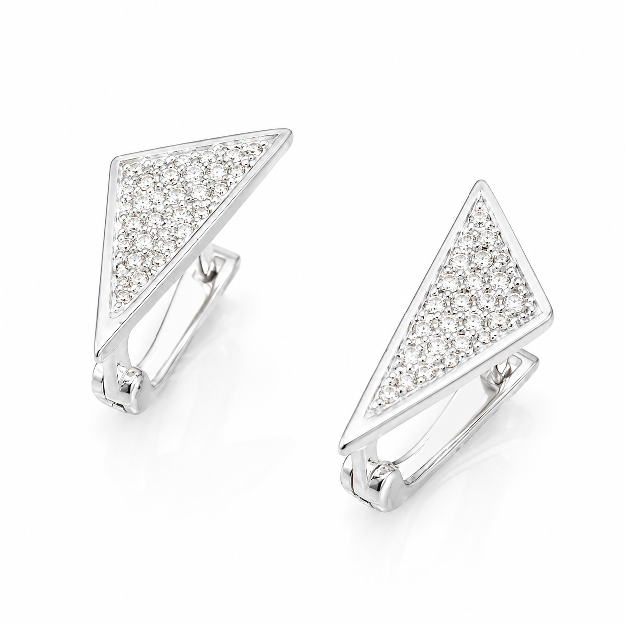Cercei Triunghiulari din Argint 925 cu Zirconii – Design Geometric Modern 17x6 mm, Eleganță Minimalistă Premium. CD576