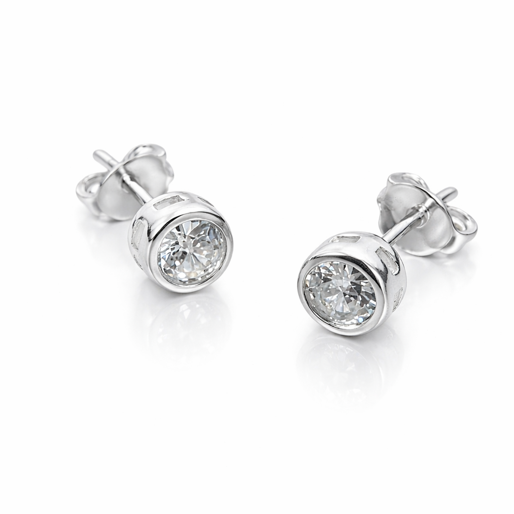 Cercei Argint 925 cu Închidere Tip Șurub, Zirconiu Clar 5 mm. Bijuterii Premium cu Cutie Cadou. CD554