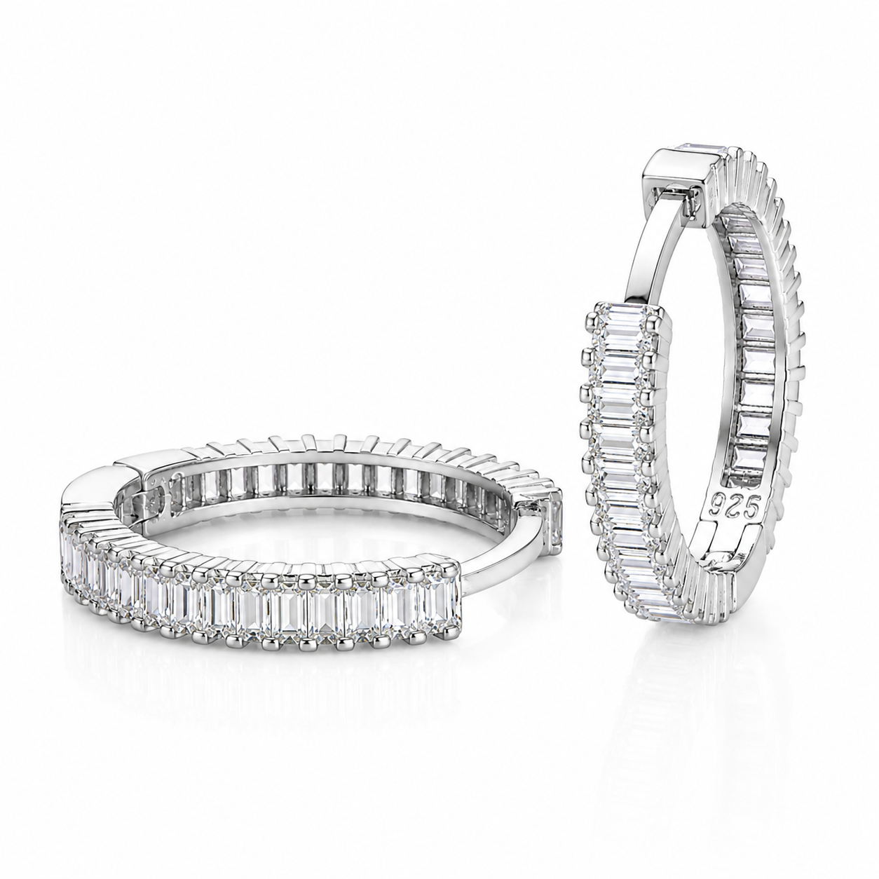Cercei din Argint 925 „Lumina Eternă” cu Zirconii Baghetă – Creole Elegante de 1.5 cm, Strălucire Premium. CD608