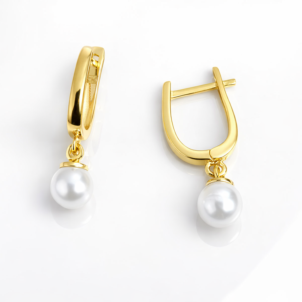 Cercei din Argint 925 Aurit cu Perlă Albă 6 mm – Cercei Eleganți Lungime 23 mm. CD546