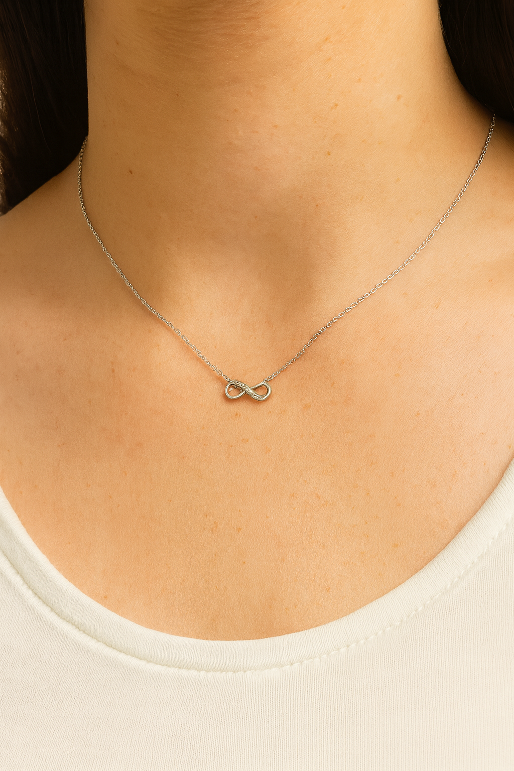 Colier Infinit din Argint 925 Rodiat, Pandantiv Elegant cu Cristale