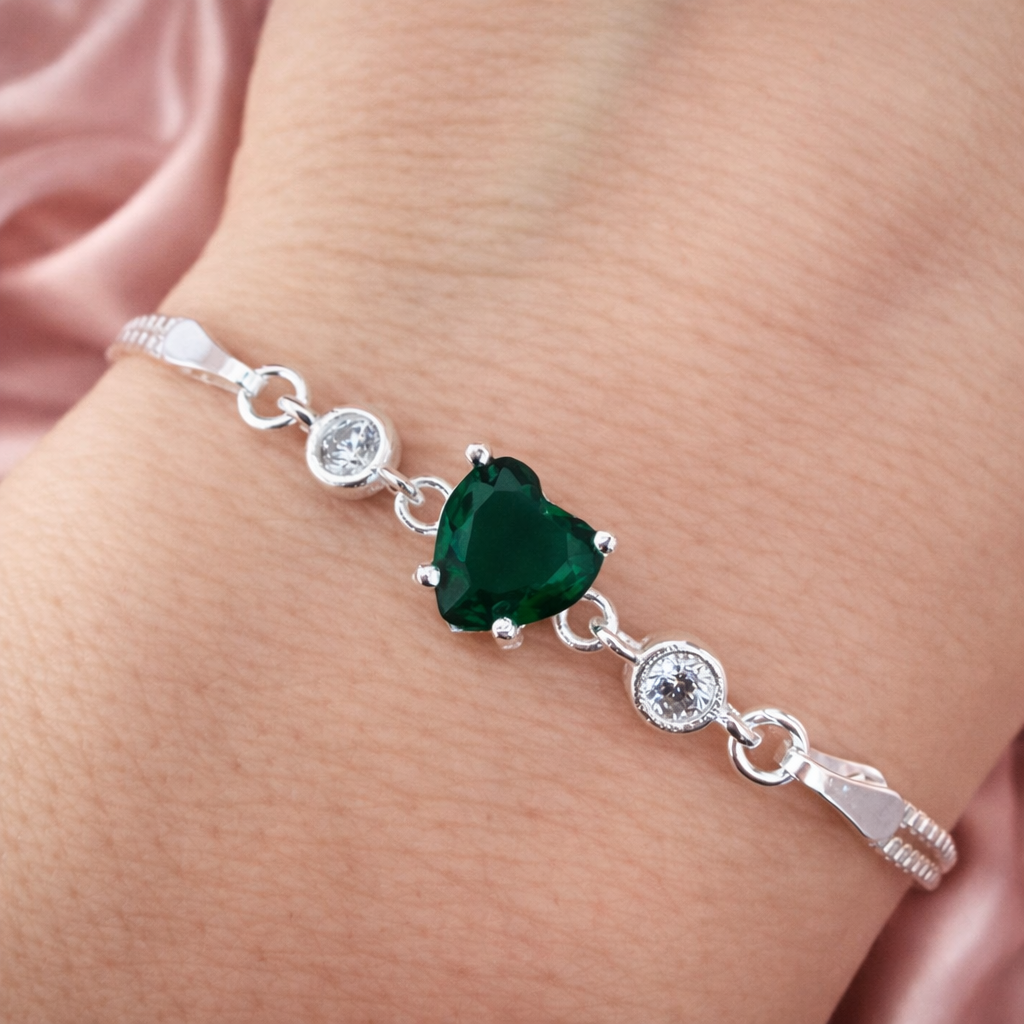 Brățară din Argint 925 cu Inimă Verde 8 mm și Zirconii – Reglabilă 17+3 cm, Model Elegant cu Lanț Dublu. BD412