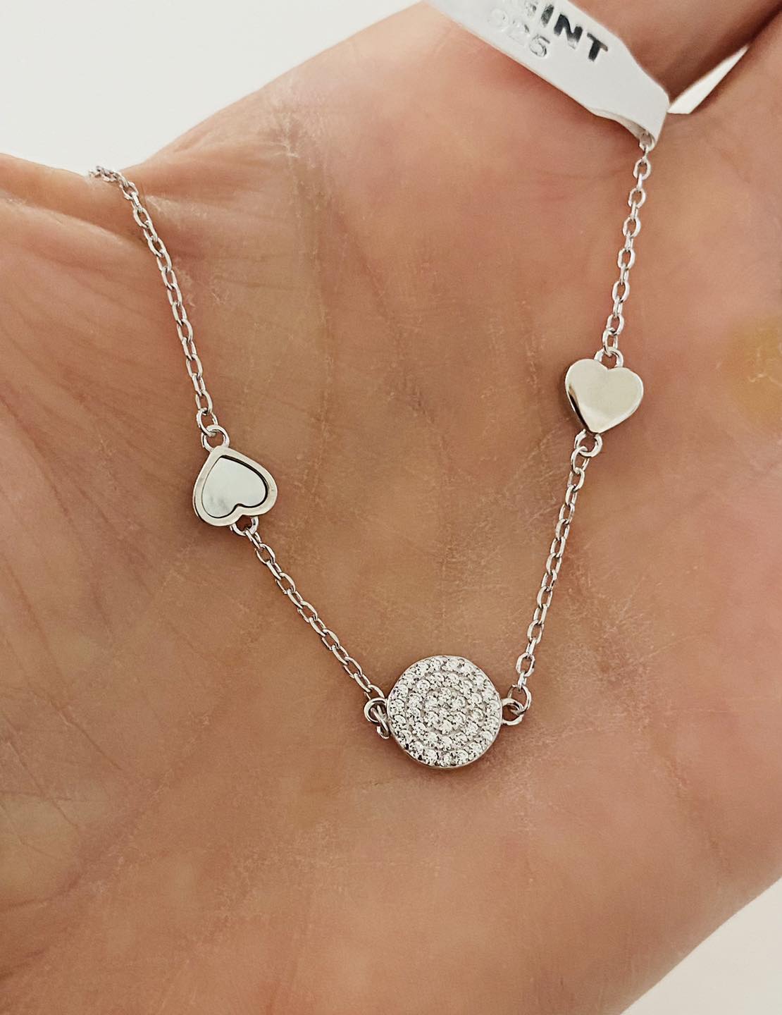 Brățară delicată cu inimioare sidef și medalion zirconii din Argint 925, ajustabilă, colecția Infinity Bijoux