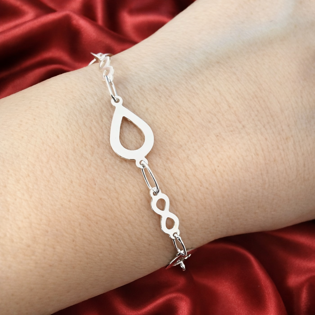 Brățară din Argint 925 cu Elemente Infinity și Forme Lacrimă – Lungime 19 cm. BD381