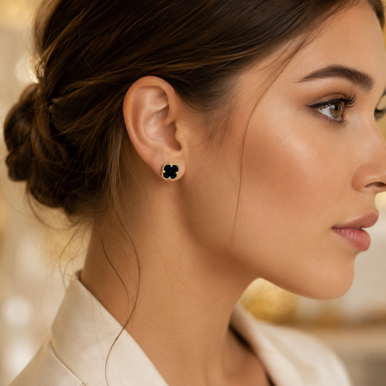 Cercei din Argint 925 Placați cu Aur 14K, Tip Van Cleef, Trifoi Negru – Eleganță Clasică și Noroc în Fiecare Detaliu. CD286