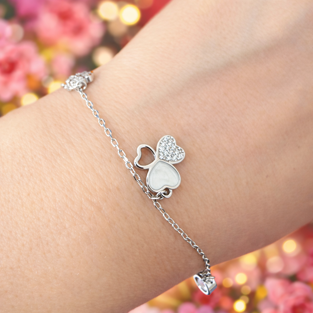 Brățară din Argint 925 Rodiat „Charm Elegance” – Trifoi 12 mm, Inimioare cu Zirconii & Sidef, Reglabilă 17+3 cm. BD418