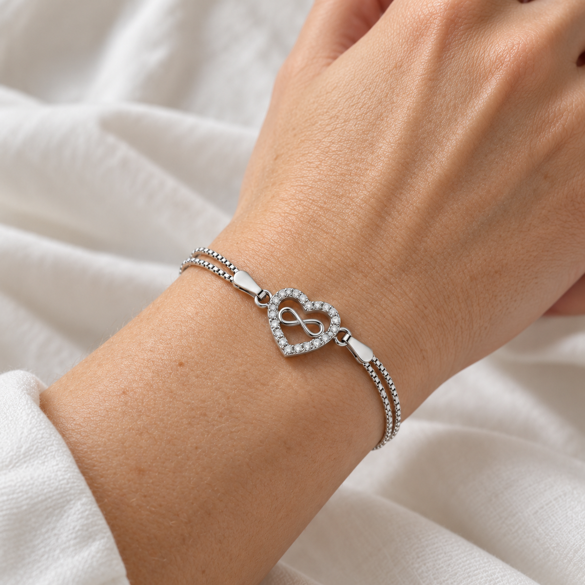 Brățară din argint 925 „Legământ Infinit” – două fire, inimă și infinit, ajustabilă 17+3 cm. BD474