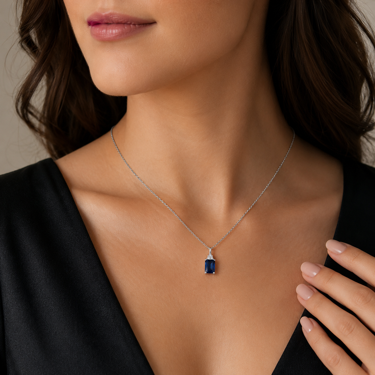 Colier Elegant din Argint 925 cu Pandantiv Albastru Safir și Zirconii Strălucitoare – 41+5 cm. C233