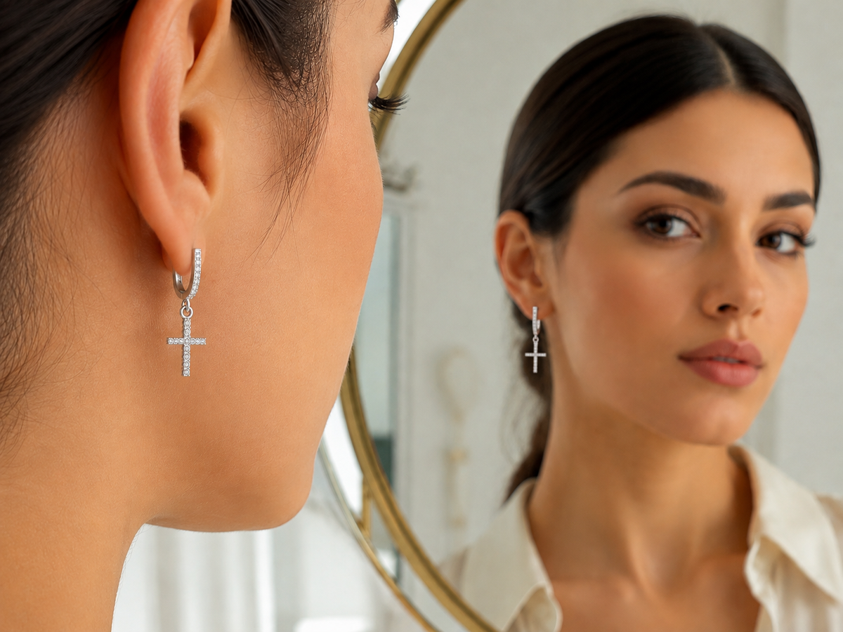 Cercei „Crucea Luminii” din Argint 925 cu Zirconii – 12,5 mm CD637