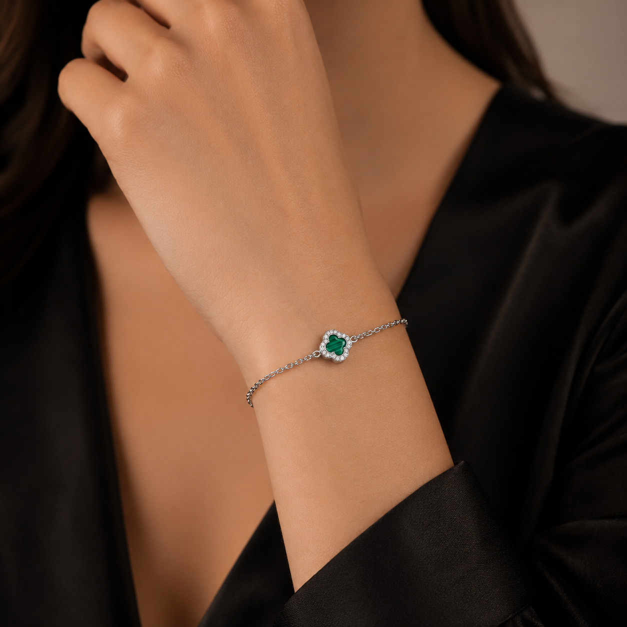 Brățară din Argint 925 Rodiat cu Malachit Verde Natural, Model Clover Luxury Tip Van Cleef, Ajustabilă 18+4 cm. BD320