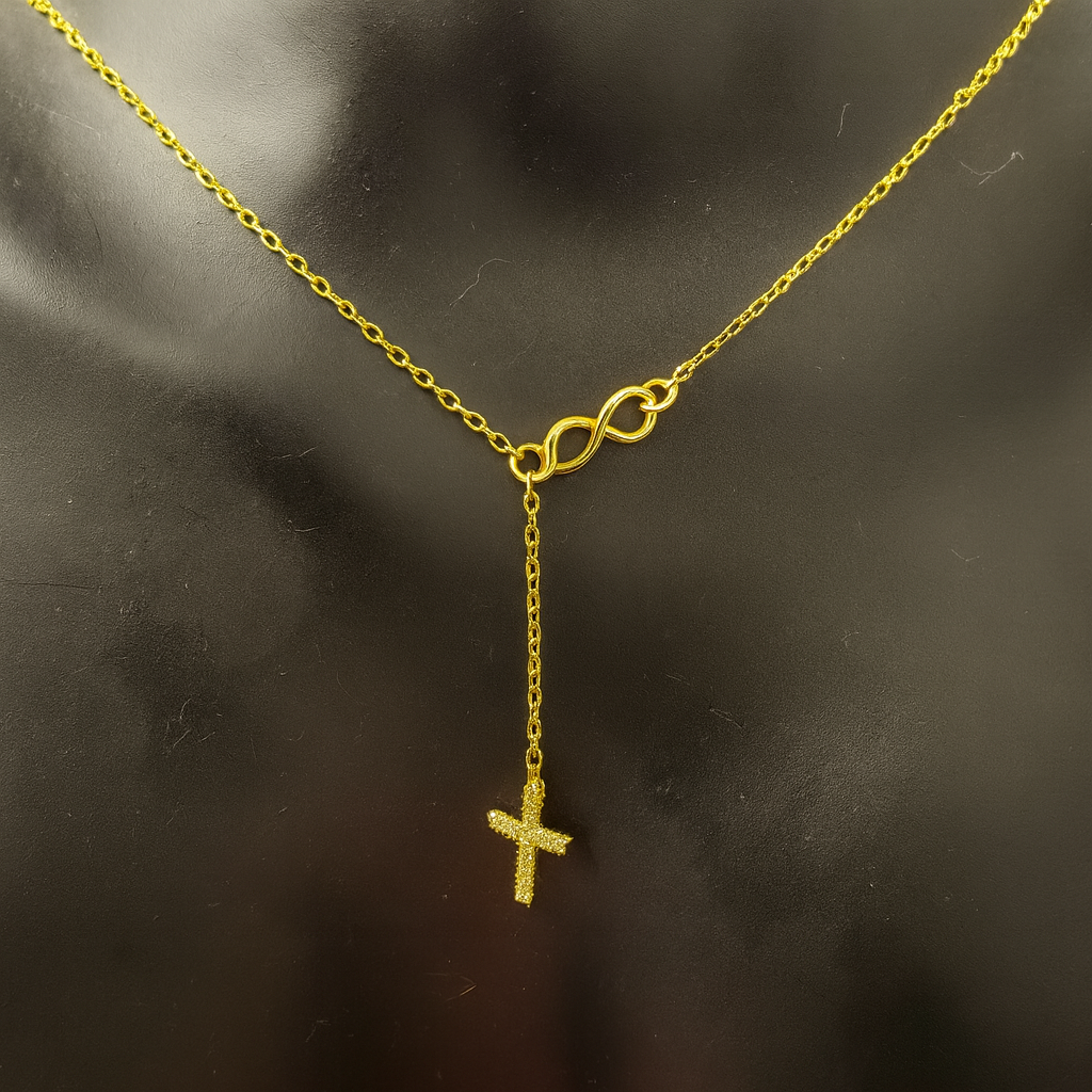 Bijuterie din argint 925 placată cu aur cu cruce pavé și design infinit – InfinityBijoux.ro