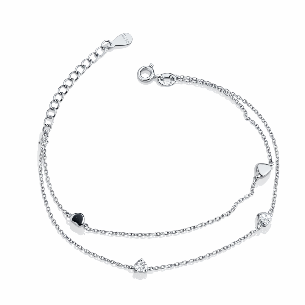 Brățară elegantă din argint rodiat cu charm-uri inimioară, perfectă pentru cadou