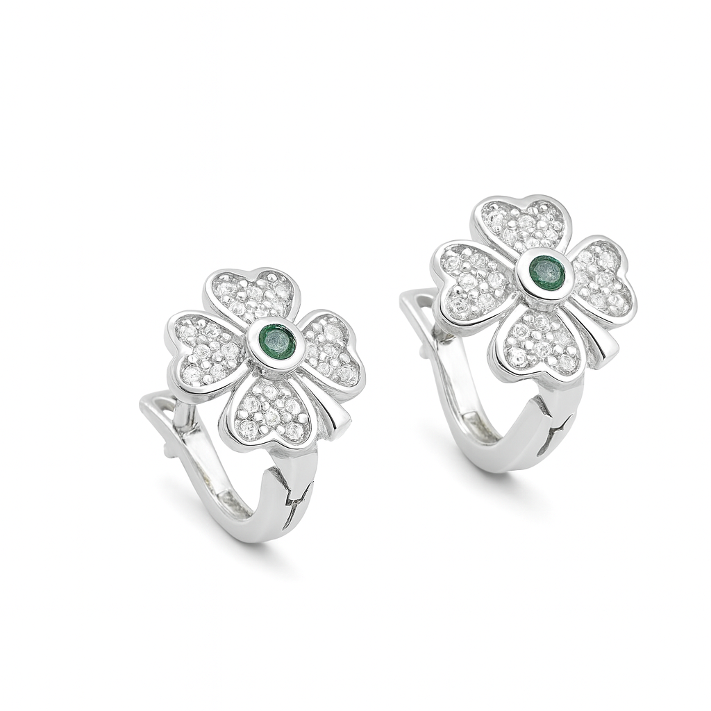 Cercei trifoi cu patru foi din argint 925 cu zirconii albe și cristal verde – model norocos pentru femei