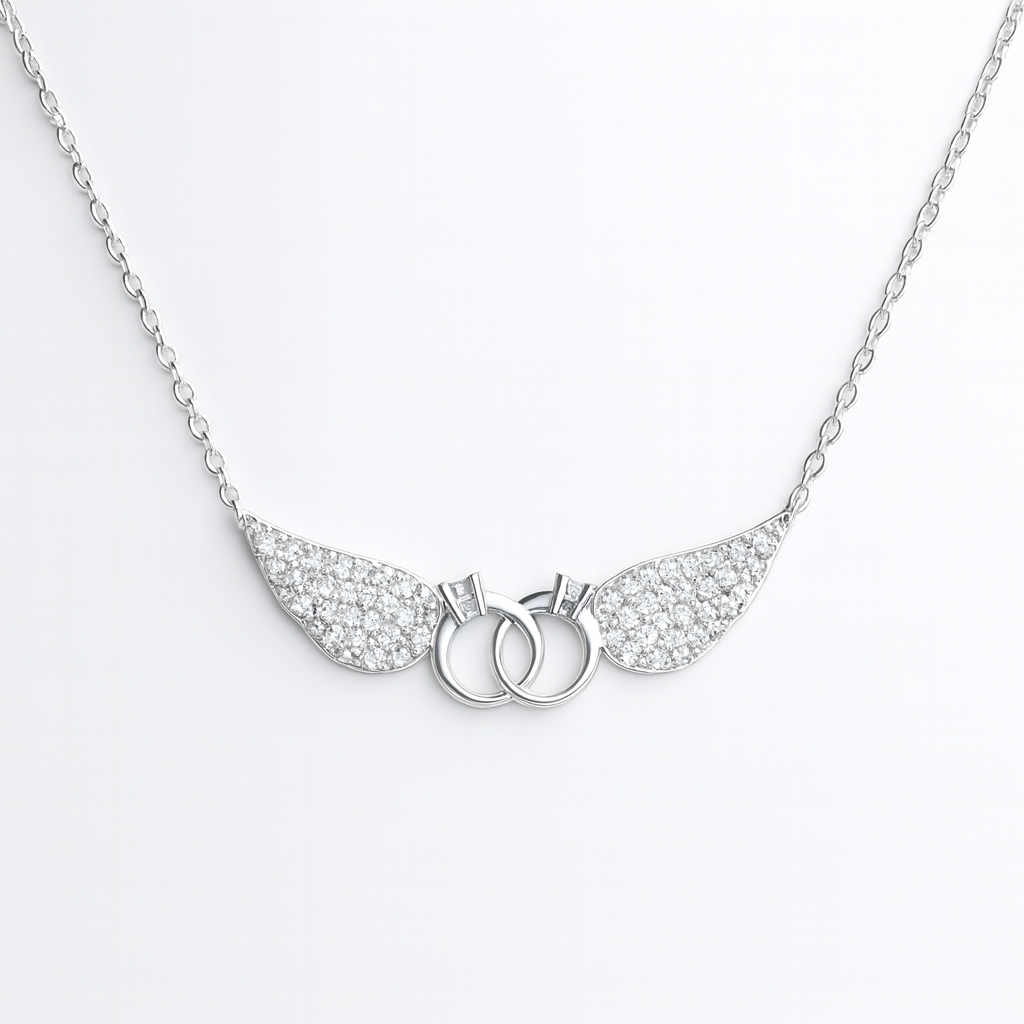 Colier din argint 925 cu aripi îngerești și verigi împletite, bijuterie simbol al protecției și iubirii eterne