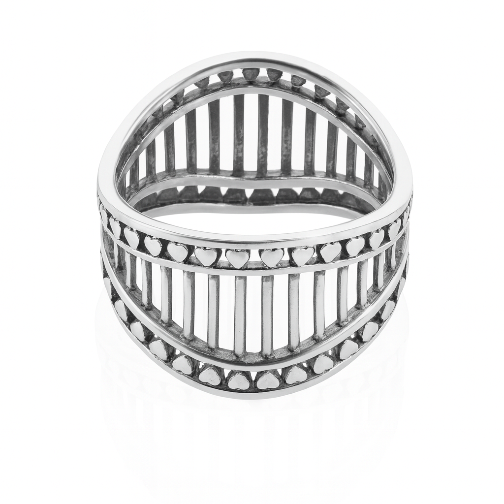 Inel elegant din argint 925 cu structură deschisă și inimioare sculptate