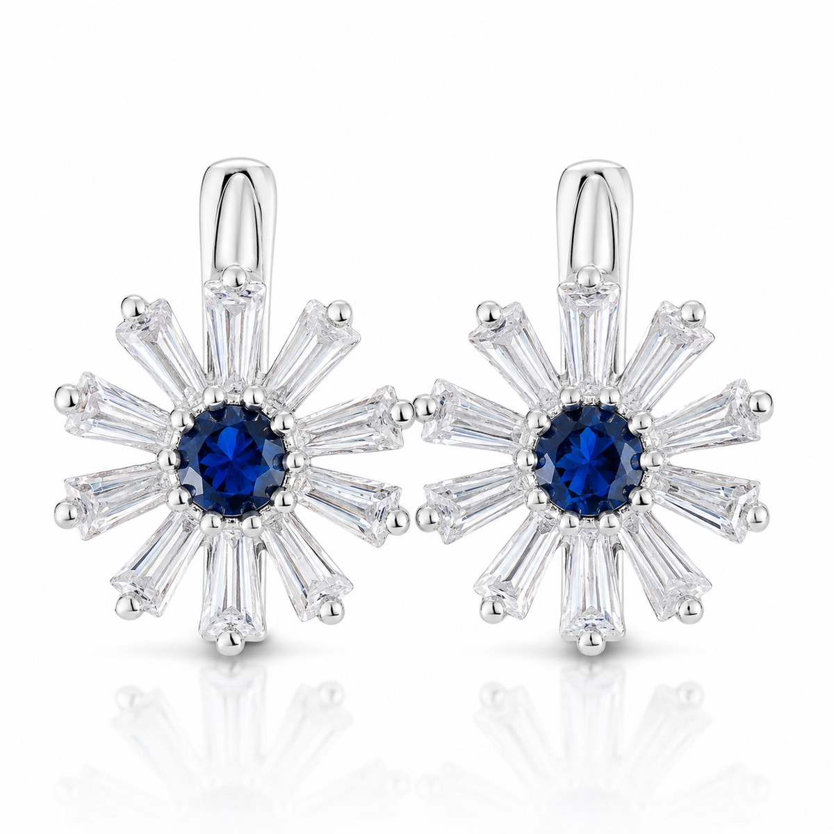 Cercei din Argint 925 „Floarea Regală Safirului” – Eleganță Clasică cu Zirconii și Piatră Albastră CD514