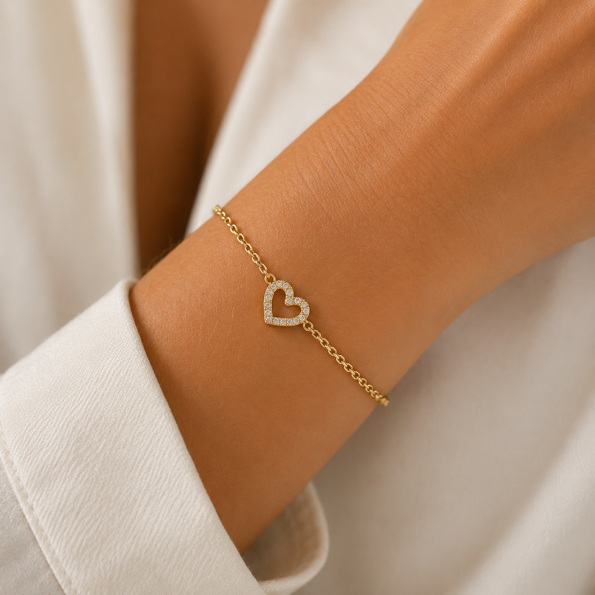 Brățară Aurită din Argint 925 „Inima Daria” – Inimă cu Zirconii, 13,5 + 3 cm BD448