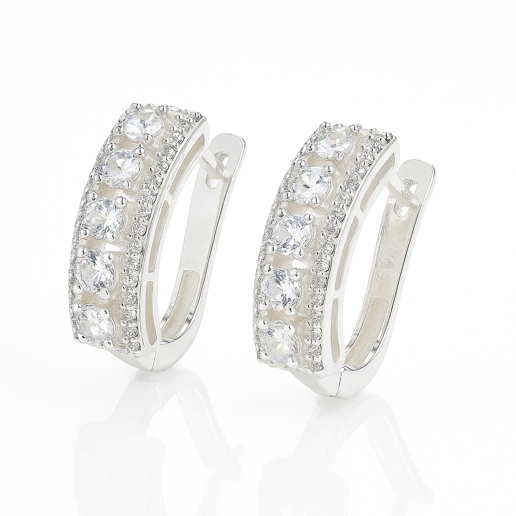 cercei de lux din argint 925 cu design rafinat, fotografie e-commerce profesională