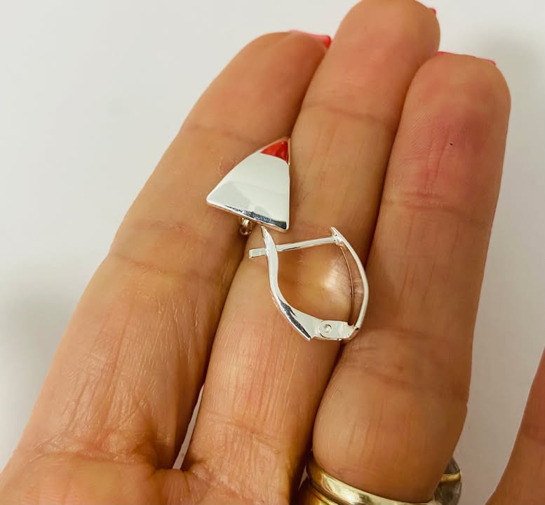 Cercei cu tortita din argint 925 model triunghi