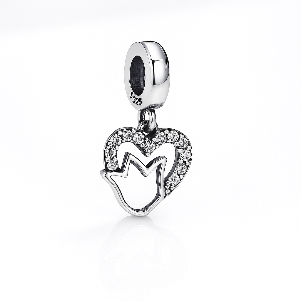 charm inimă și floare din argint 925 cu zirconiu, compatibil Pandora, fundal alb lucios, bijuterie elegantă pentru femei
