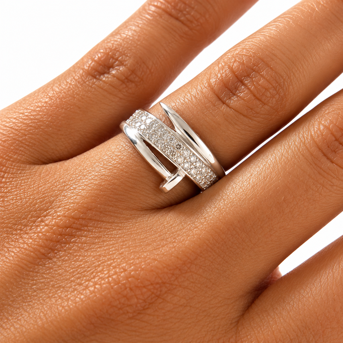 Inel Damă din Argint 925 „Silver Harmony” – Design Modern cu Benzi Suprapuse și Pietre Strălucitoare, 3,08 gr. ID593