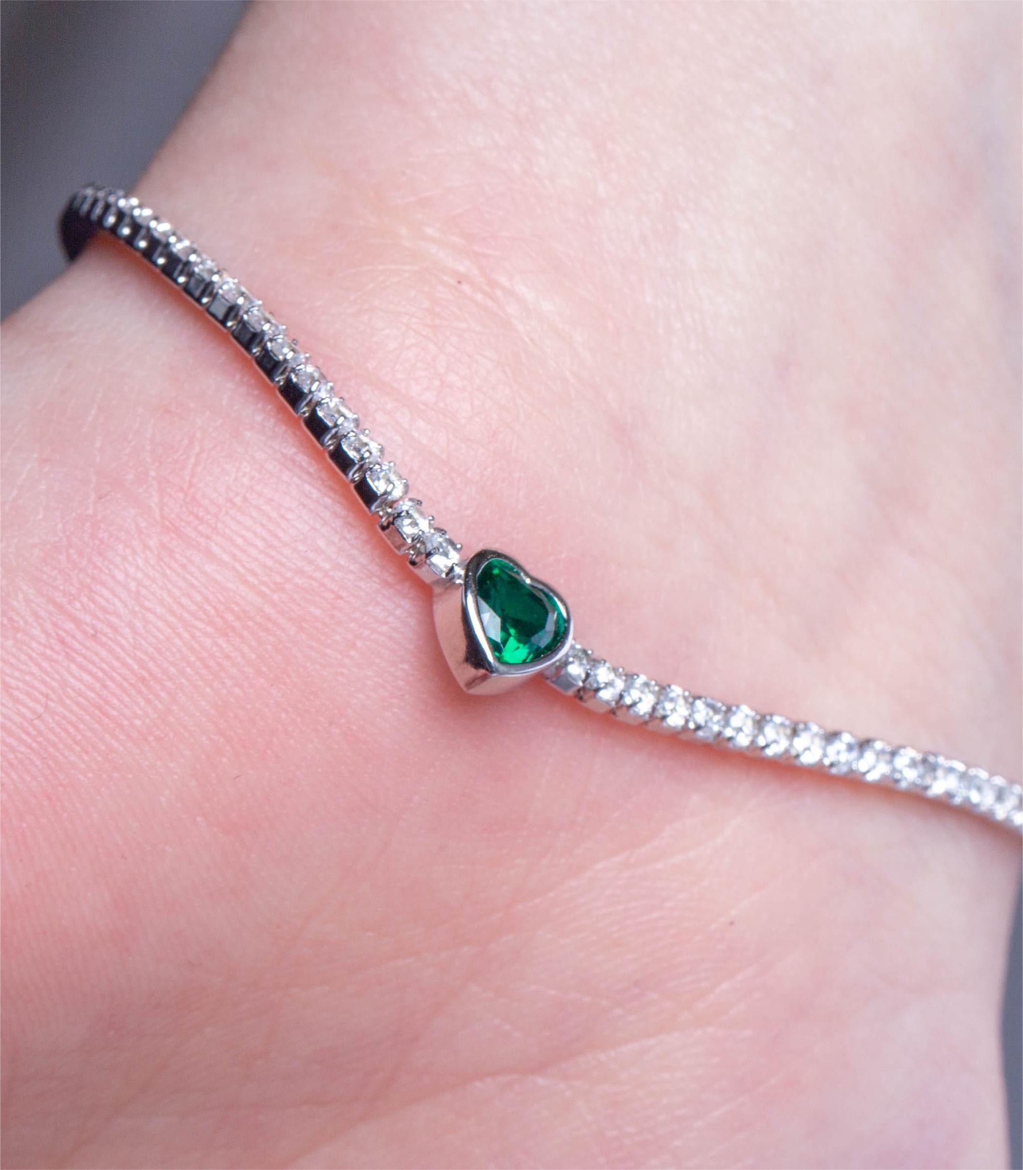 Bratara tenis din argint 925 cu inimioara verde